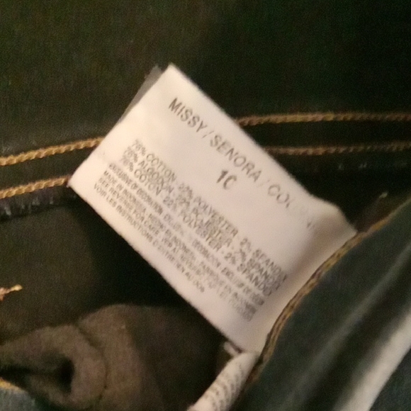 Gloria Vanderbilt Women's Jeans - Picture 8 of 8